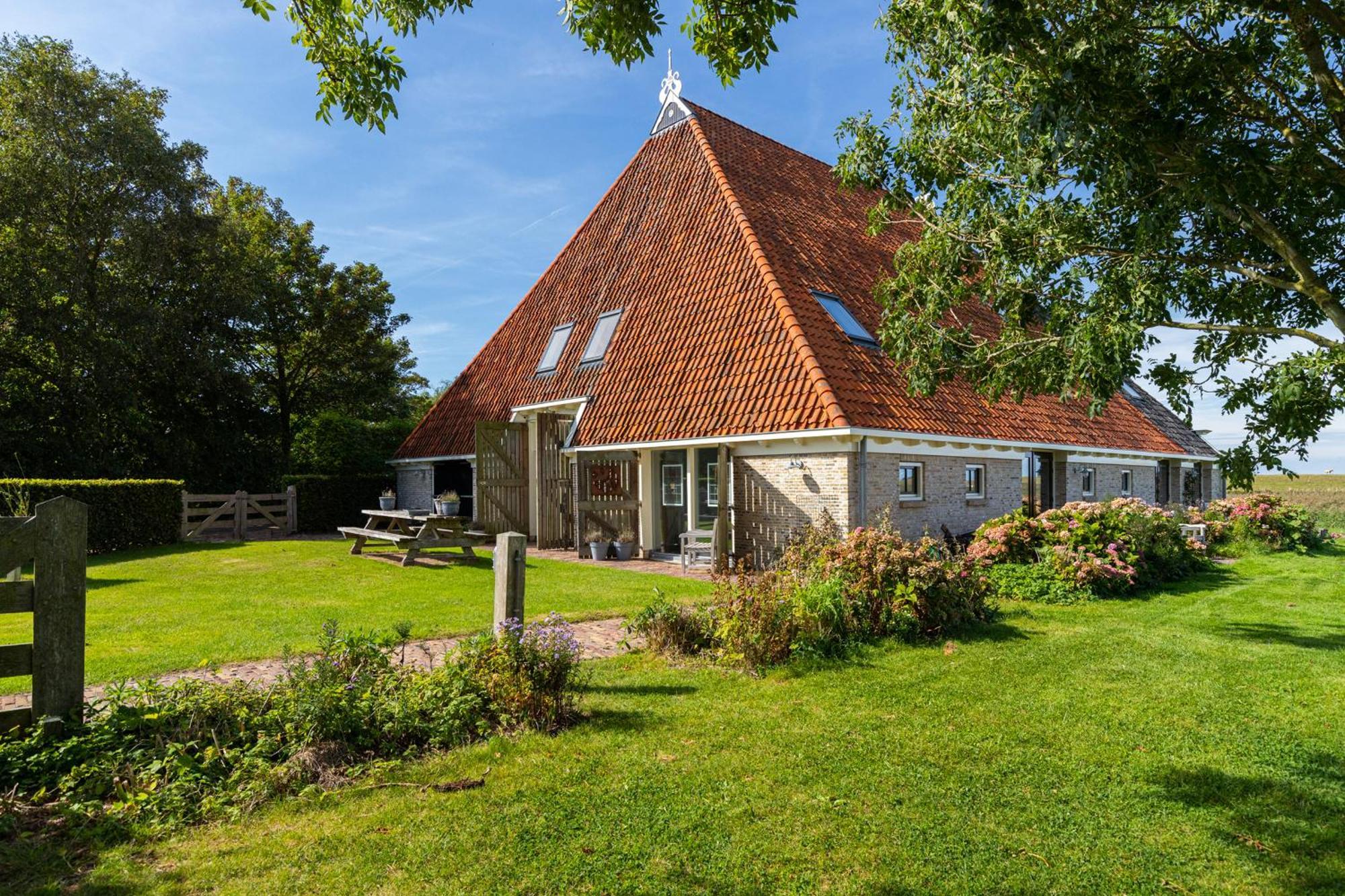 Iselmarpleats Comfortabele Studio Met Badkamer Gaast Exterior photo